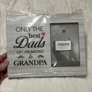 Amazon White and Black Picture Frame - Best Dads Get Promoted to Grandpa